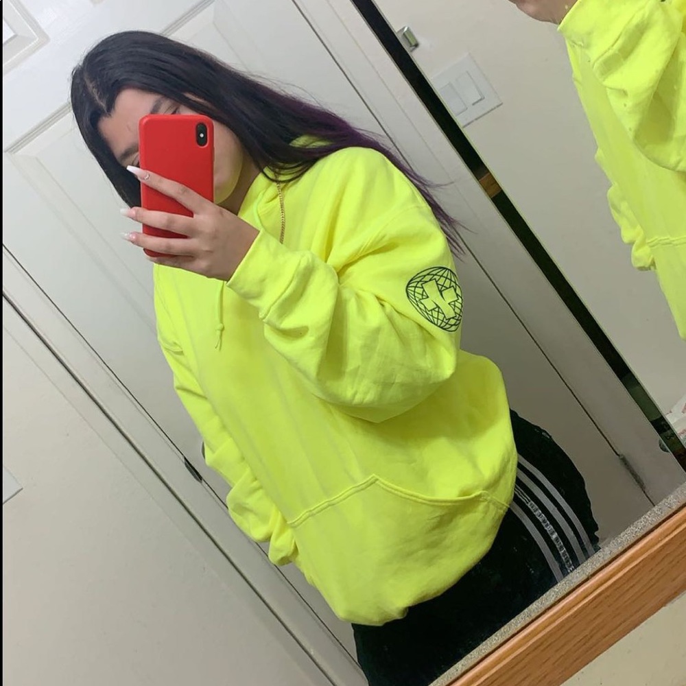 Meet your Posher, Damaris